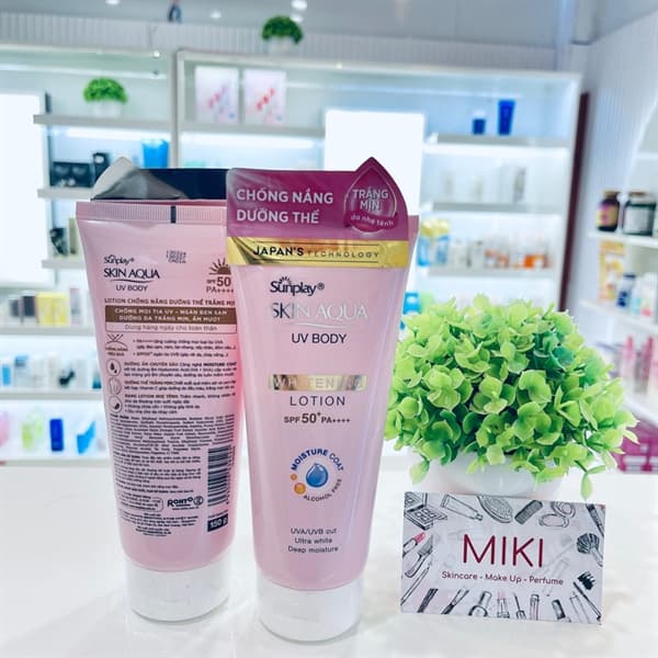 Kem chống nắng body Sunplay SKIN AQUA UV BODY WHITENING LOTION #150g